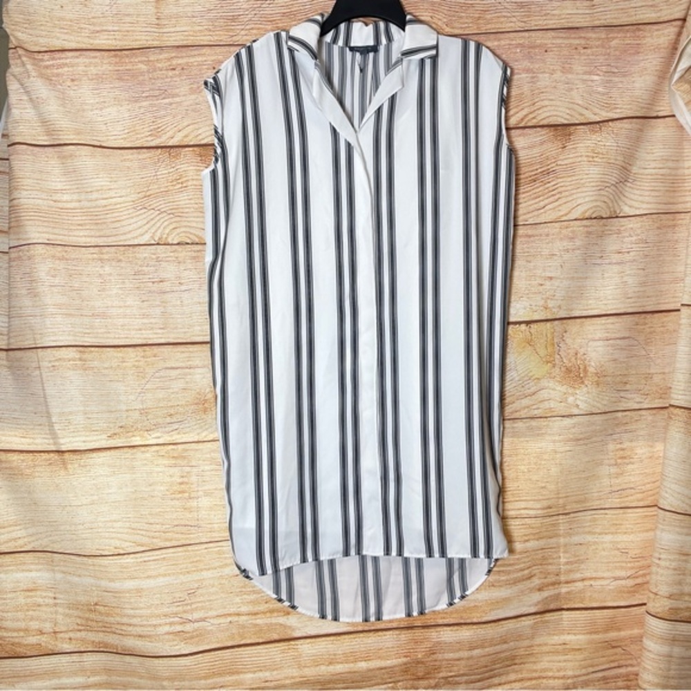 Madison Stripe Pullover Collar Sleevleess Shirt Dress‎